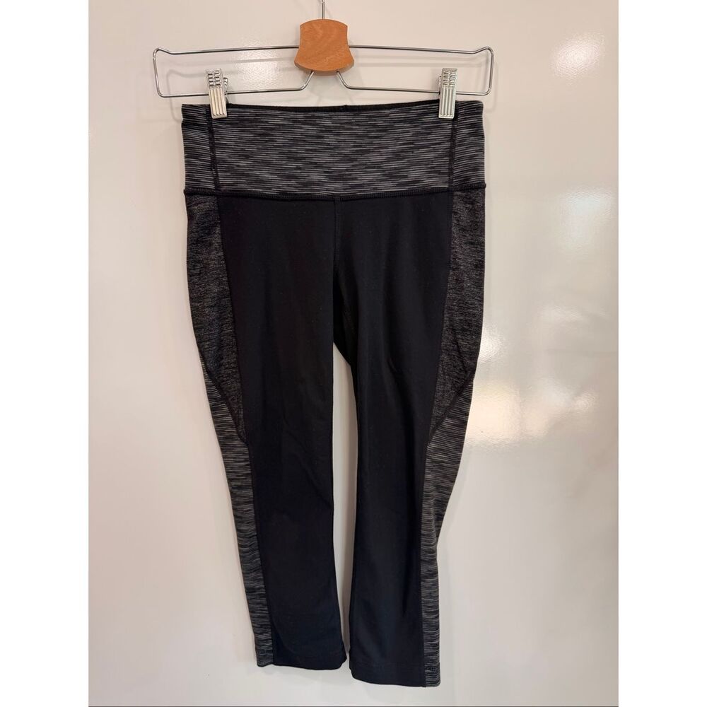 Athleta‎ Colorblock Crop Leggings Small Black
